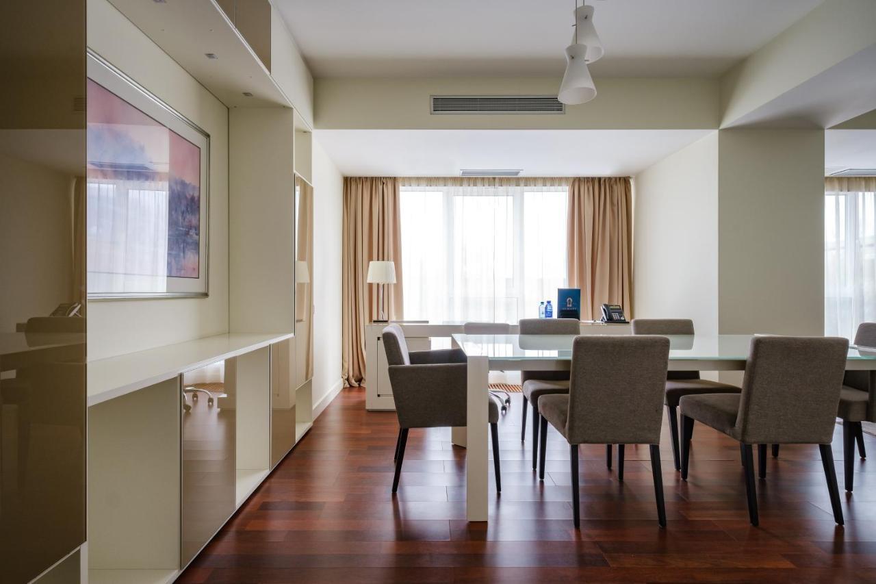Park Hotel Almaty Luaran gambar