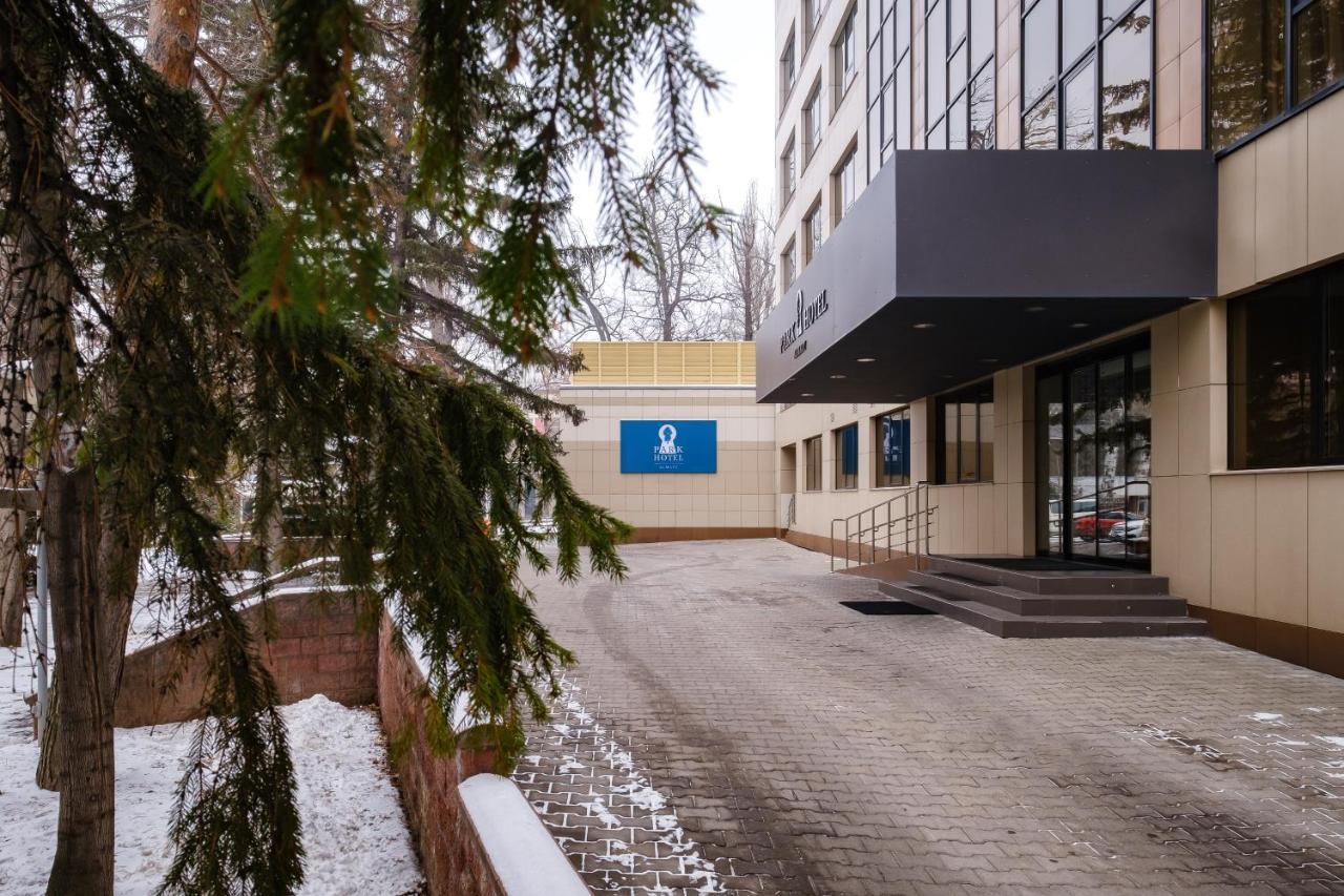Park Hotel Almaty Luaran gambar