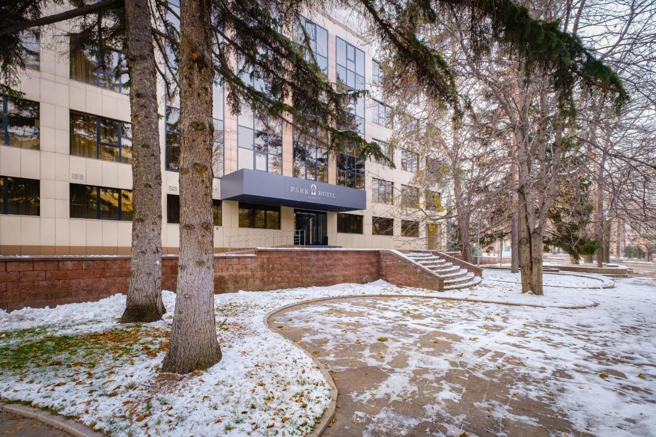 Park Hotel Almaty Luaran gambar