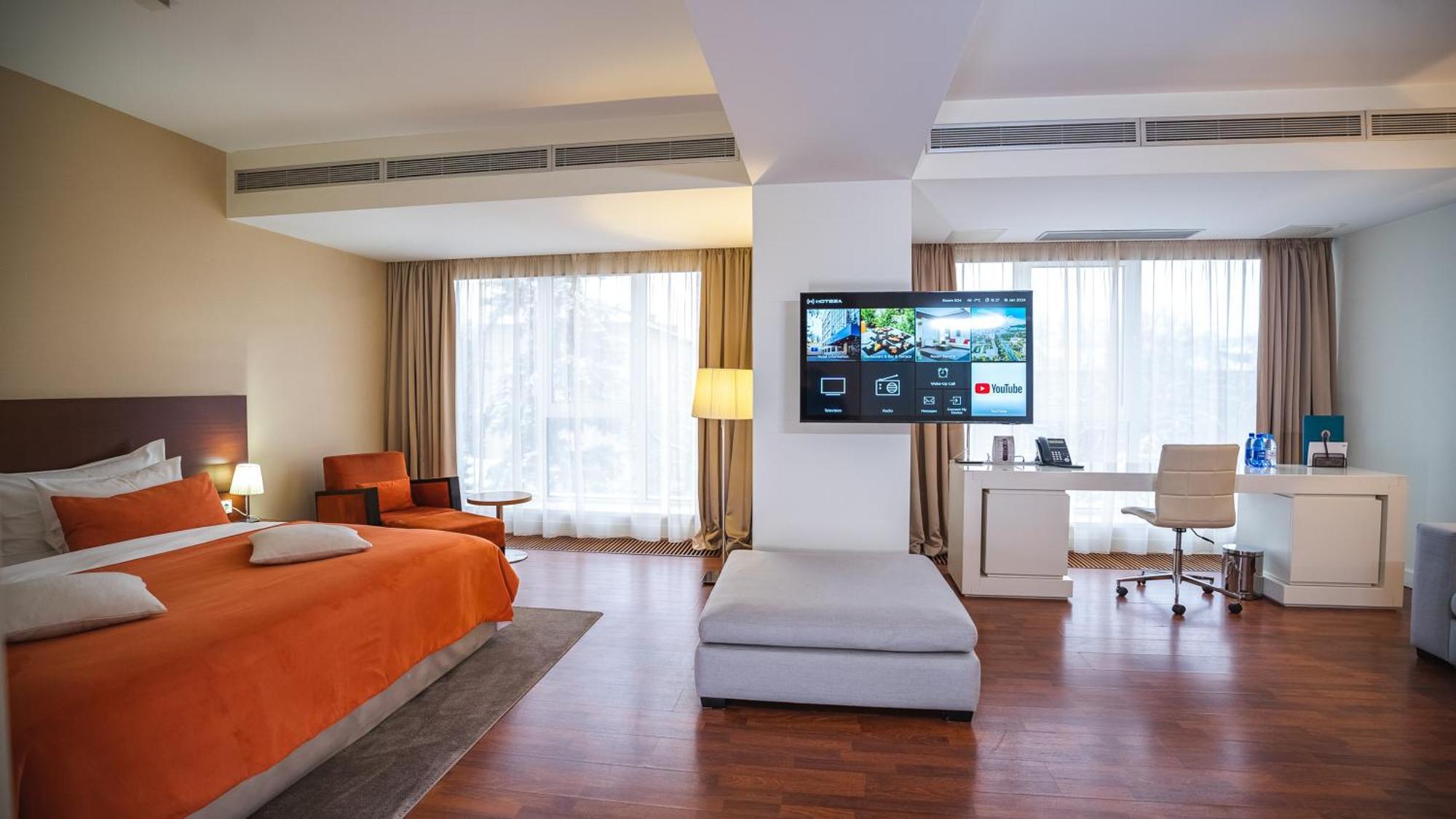 Park Hotel Almaty Luaran gambar