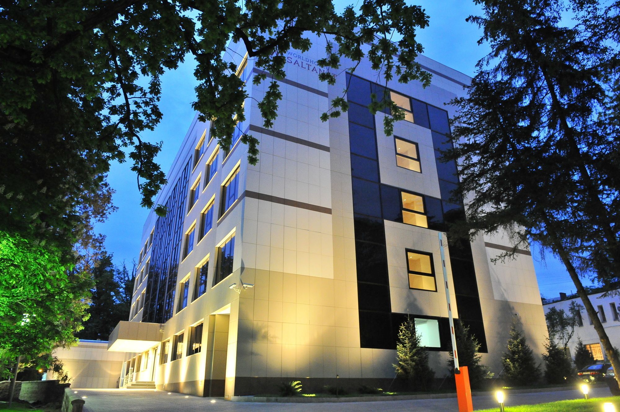 Park Hotel Almaty Luaran gambar